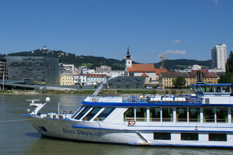 Donau Kreuzfahrtschiff Linz c linztourismus LE